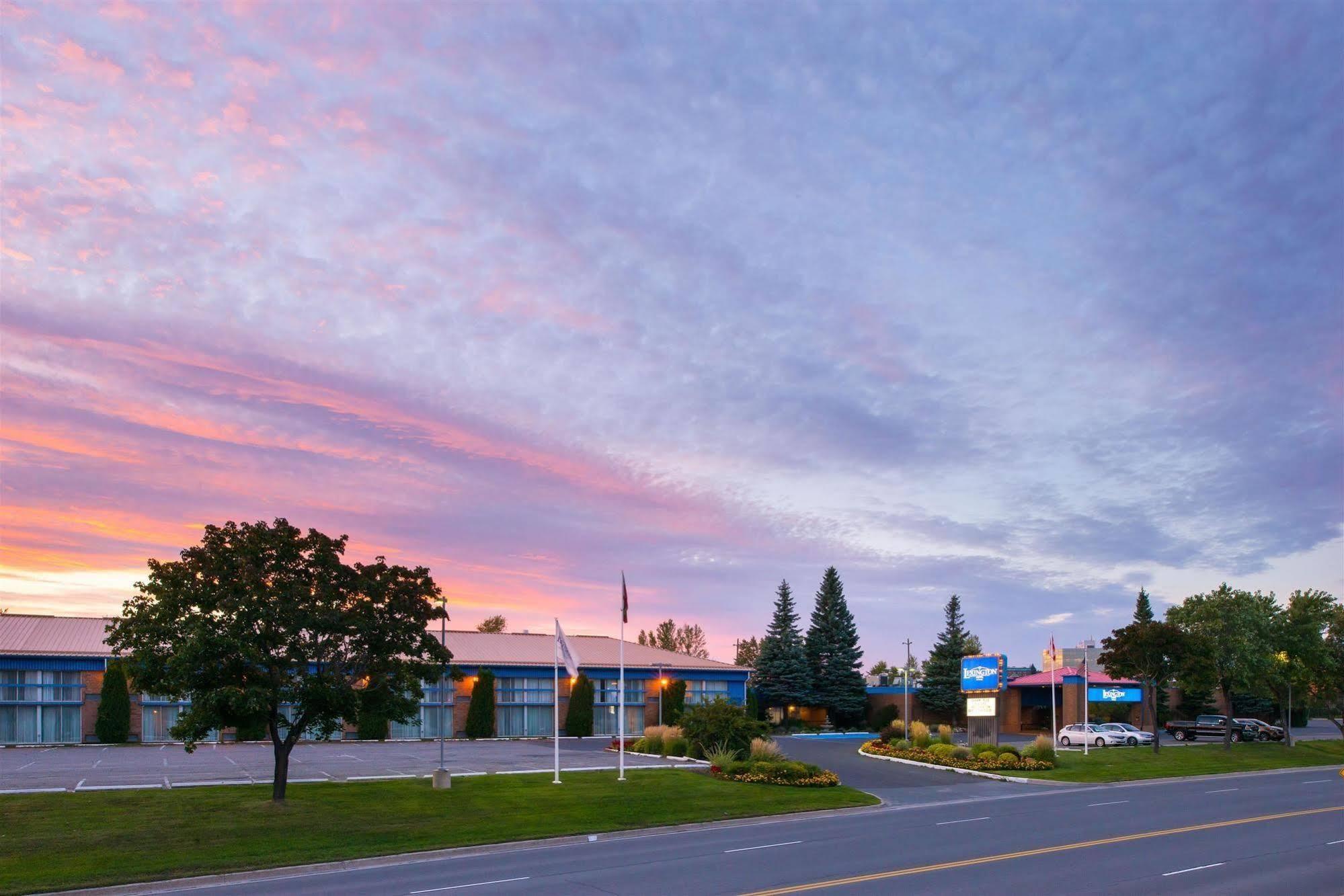Days Inn By Wyndham Sudbury & Conference Centre Eksteriør billede