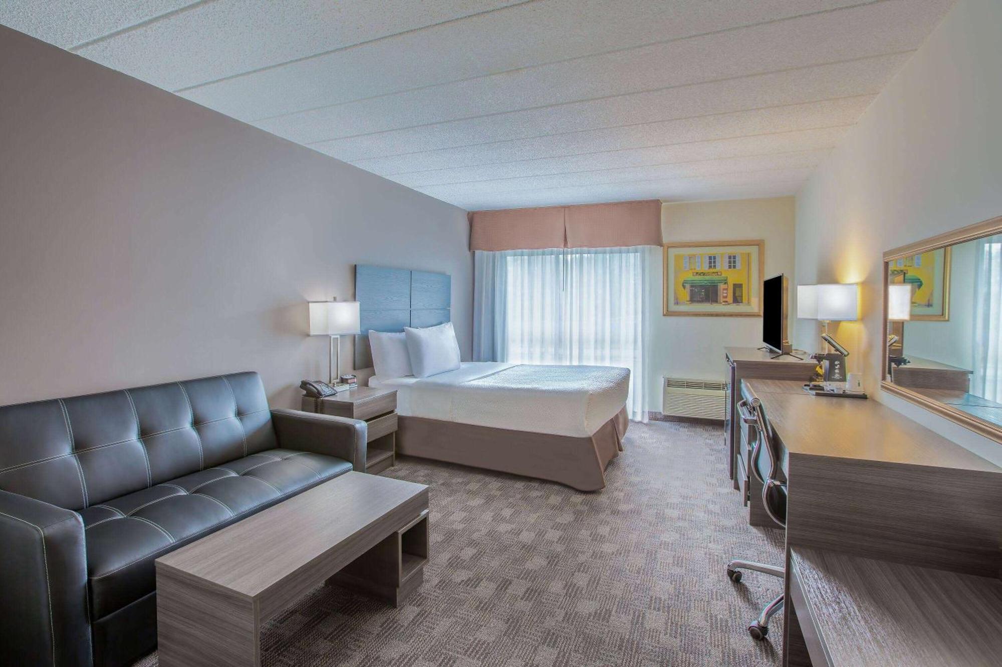 Days Inn By Wyndham Sudbury & Conference Centre Eksteriør billede